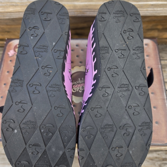 Pink Platform Mary Jane Shoes with Spider Web Art - Picture 3 of 5